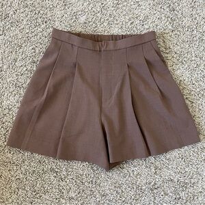 Coco Deal Pleated Shorts